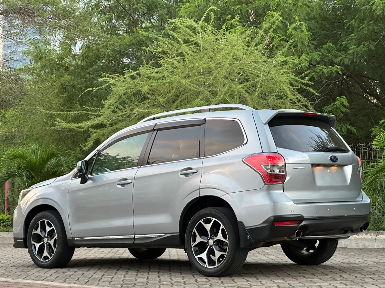 SUBARU FORESTER XT thumbnail 5
